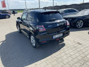 Suzuki Swift VI Hatchback Facelifting 1.2 DualJet SHVS 83KM 2024 Suzuki Swift Automat Klimatronik Kamera mHEV, zdjęcie 4