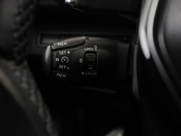 Peugeot 5008 II Crossover 1.6 THP 165KM 2018 Peugeot 5008 7 os. automat full LED, zdjęcie 33