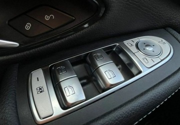 Mercedes Klasa C W205 2020 Mercedes-Benz Klasa C Avantgarde Plug-In Automat Navi Kamera Tempomat, zdjęcie 38