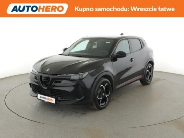 Alfa Romeo Junior 2025 Alfa Romeo Junior automat full LED virtual cocpit
