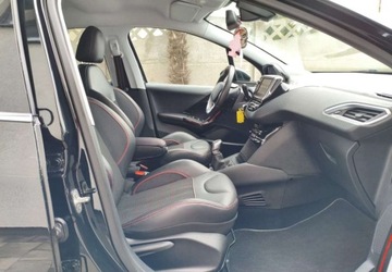 Peugeot 208 I Hatchback 5d Facelifting 1.2 PureTech 110KM 2016 Peugeot 208 Peugeot 208 1.2 Benzyna 110KM, zdjęcie 15