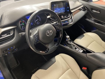 Toyota C-HR I Crossover 1.8 Hybrid 122KM 2018 Toyota C-HR 1.8 Hybrid Selection Toyota C-HR 1.8 S, zdjęcie 9