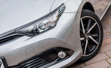 Toyota Auris II Touring Sports Facelifting 1.2 D-4T 116KM 2018 Toyota Auris Toyota Auris 1.2 Turbo Design Edition 1.2 Benzyna 116KM, zdjęcie 7