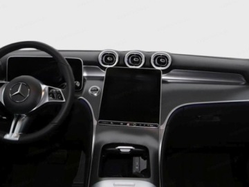 Mercedes GLC C254/X254 SUV 2.0 200d 163KM 2026 GLC Coupe 200 d 4-Matic Avantgarde 2.0 (163KM) 2026, zdjęcie 6