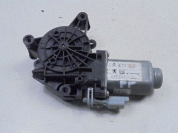 PEUGEOT 301 MOTOREK OKNO PŘEDNÍ PRAVÝ 9677416880