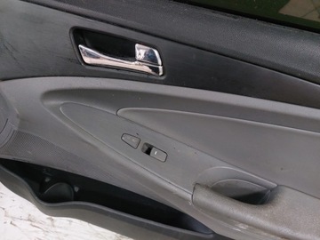 DVEŘE PŘEDNÍ PRAVÉ HYUNDAI SONATA VI 09-14