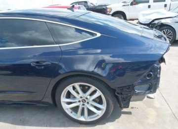 Audi A7 C8 2022 Audi A7 Sportback 2022, 3.0L, 4x4, PREMIUM PLUS, od ubezpieczalni 3.0 335KM, zdjęcie 6