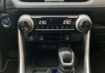 Toyota RAV4 V SUV 2.5 Hybrid Dynamic Force 218KM 2020 Toyota RAV4 Toyota RAV4 2.5 Hybrid Comfort 4x2 2.5 Hybryda 218KM, zdjęcie 26