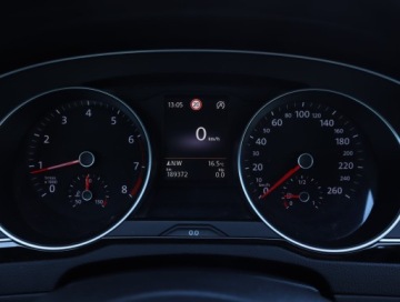 Volkswagen Passat B8 Limousine 1.8 TSI BlueMotion Technology 180KM 2015 VW Passat 1.8 TSI, Salon Polska, Navi, Klima, zdjęcie 10