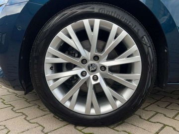 Skoda Superb III Kombi Facelifting 2.0 TDI SCR 150KM 2021 Skoda Superb 2.0TDI 150KM Style DSG SerwisASO Panorama Matrix Navi Hak FV23, zdjęcie 37