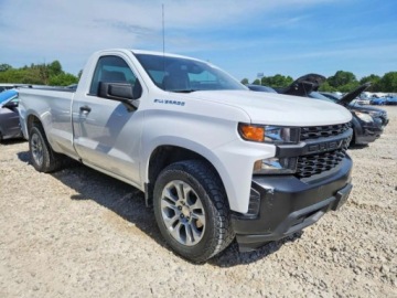 Chevrolet Silverado II 2021 Chevrolet Silverado 2021 CHEVROLET SILVERADO C1500 4.3 Benzyna 289KM, zdjęcie 4