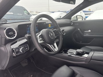 Mercedes Klasa A W177/V177 Hatchback 1.3 200 163KM 2022 Mercedes-Benz A 200 A 200/ Salon PL/ Serwis ASO/ P, zdjęcie 11