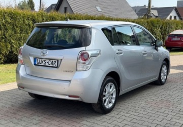 Toyota Verso Minivan 1.8 Valvematic 147KM 2010 Toyota Verso 1,8 147KM Automat Panorama Climatronic ASO Dla wymagajacych, zdjęcie 4