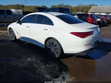 Mercedes CLA C118/X118 2023 Mercedes-Benz CLA 2023r., 2.0L 2.0 Benzyna 221KM, zdjęcie 2