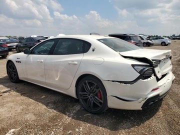 Maserati Quattroporte II 2022 Maserati Quattroporte 2022 Maserati Quattroporte MODENA 3.0 Benzyna 424KM, zdjęcie 3