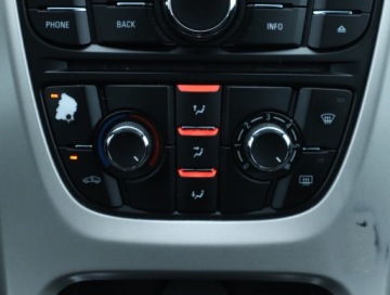 Opel Astra J Hatchback 5d Facelifting 1.6 Twinport ECOTEC 115KM 2013 Opel Astra 1.6 16V, Salon Polska, 1. Właściciel, zdjęcie 15