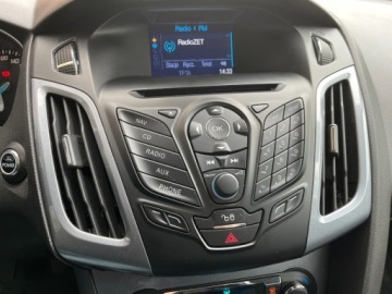 Ford Focus III Kombi 1.0 EcoBoost 125KM 2013 Ford Focus 1.0 benzyna 125 KM zarej w PL nawigacja zadbany zamiana, zdjęcie 15