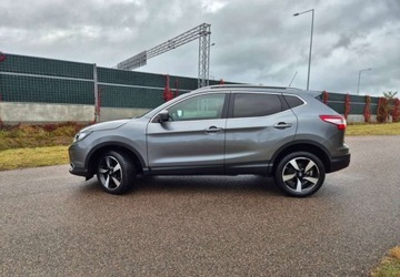 Nissan Qashqai II Crossover 1.2 DIG-T 115KM 2017 Nissan Qashqai Nissan Qashqai 1.2 DIG-T N-Connecta Xtronic EU6 1.2 Benzyna, zdjęcie 1