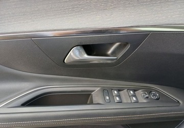 Peugeot 3008 II Plug-In Hybrid HYbrid4 300 PHEV 300KM 2020 Peugeot 3008 150 1.6 Hybrid4 PHEV GT PACK 300 KM 4x4 AUTOMAT I wl. FV23, zdjęcie 27