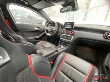 Mercedes Klasa A W176 Hatchback 5d Facelifting AMG 45 AMG 381KM 2016 Mercedes-Benz Klasa A A45 Race pak.performance salon PL 1 wl. Ful serwis, zdjęcie 27