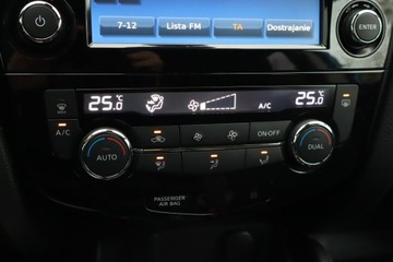 Nissan Qashqai II Crossover Facelifting 1.2 DiG-T 115KM 2018 Nissan Qashqai 1.2 DIG-T, Salon Polska, zdjęcie 15