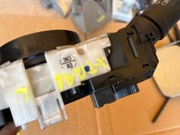 MINCE PŘEPÍNAČ KOMBINOVANÝ PÁSEK NISSAN X-TRAIL T30 2000-2007 47945AS500