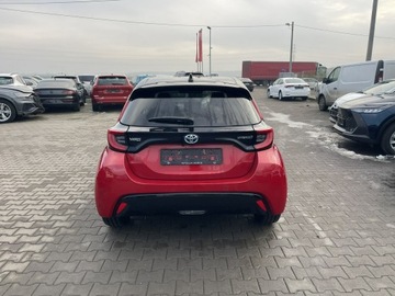 Toyota Yaris IV Hatchback 1.5 Hybrid Dynamic Force 116KM 2023 Toyota Yaris Hybryda Automat Klimatronik Kamera, zdjęcie 2