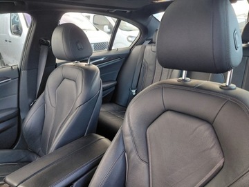 BMW Seria 5 G30-G31 Limuzyna 530i 252KM 2019 BMW Seria 5 530i X-Drive Full LED Skora Navi Kamera Panorama 2.0 Benzyna, zdjęcie 13