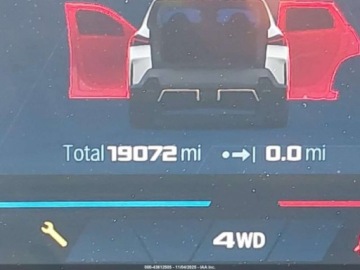 BMW XM 2023 BMW XM 2023 4.4l 4.4 Hybryda 483KM, zdjęcie 13