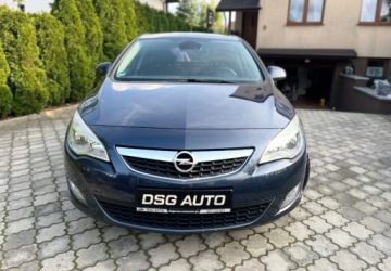 Opel Astra J Hatchback 5d 1.4 Twinport ECOTEC 100KM 2010 Opel Astra 1.4 benzyna 1 wlasciciel Serwisowany 1.4 Benzyna 100KM, zdjęcie 13