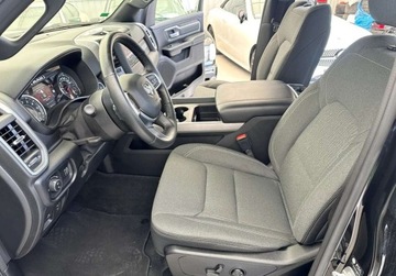 Dodge Ram V 2021 Dodge RAM 4x4 RAM 1500 5.7 HEMI 390 KM 2021r 4.000 km Warszawa 5.7, zdjęcie 6