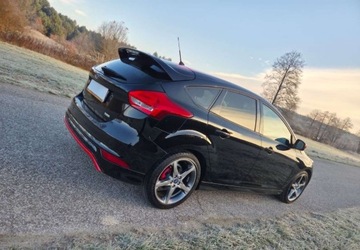 Ford Focus III Sedan Facelifting 1.0 EcoBoost 125KM 2016 Ford Focus Ford Focus 1.0 EcoBoost ST-Line Red ASS Benzyna 125KM, zdjęcie 3