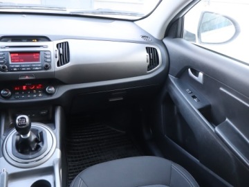 Kia Sportage III SUV Facelifting 1.6 GDI 135KM 2014 Kia Sportage 1.6 GDI, Salon Polska, Klima, zdjęcie 7