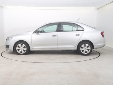 Skoda Rapid II Liftback Facelifting 1.4 TDI CR 90KM 2017 Skoda Rapid 1.4 TDI, Salon Polska, Klima, zdjęcie 2