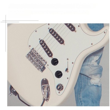 КНОПКА БАСОВЫХ ЭФФЕКТОВ РУЧКА РЕГУЛИРОВАНИЯ ГРОМКОСТИ