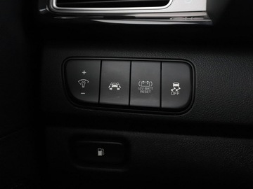 Kia Niro I Crossover 1.6 GDi Hybrid 141KM 2019 Kia Niro HEV półskóra navi kamera ACC LED, zdjęcie 34