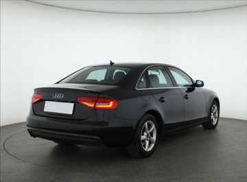 Audi A4 B8 Limousine Facelifting 2.0 TDI 143KM 2012 Audi A4 2.0 TDI, 1. Właściciel, Automat, Skóra, zdjęcie 4