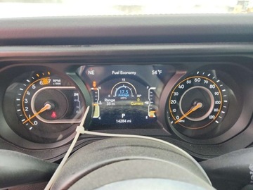 Jeep Wrangler IV 2024 Jeep Wrangler Sahara 2024 3.6l 3.6 Benzyna 285KM, zdjęcie 9