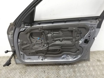 BMW 3 E90 E91 2008 PŘEDNÍ STRANA PRAVÁ DVEŘE