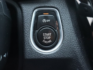 BMW Seria 3 F30-F31-F34 Limuzyna Facelifting 1.5 318i 136KM 2016 BMW 3 318 i, Salon Polska, Automat, Klima, zdjęcie 18