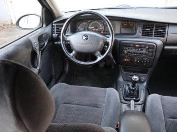 Opel Vectra B Hatchback 1.6 16V ECOTEC 101KM 2001 Opel Vectra 1.6, Klima, Klimatronic,ALU, zdjęcie 6