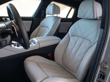 BMW X6 G06 2025 BMW X6 BMW X6 xDrive30d 3.0 Diesel 265KM, zdjęcie 3