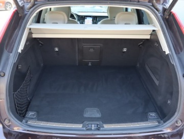 Volvo XC60 II 2019 Volvo XC60 B4 AWD, Salon Polska, 1. Właściciel, zdjęcie 13