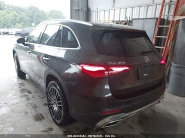 Mercedes GLC C254/X254 2023 Mercedes-Benz GLC 300 2023 2.0l 2.0 Benzyna 255KM, zdjęcie 4