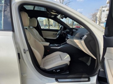 BMW Seria 3 G20-G21 Limuzyna 2.0 330e 292KM 2023 BMW 3 G20 330e 2.0l hybryda Plug-In 292KM * Przebieg: 55,158km, zdjęcie 35
