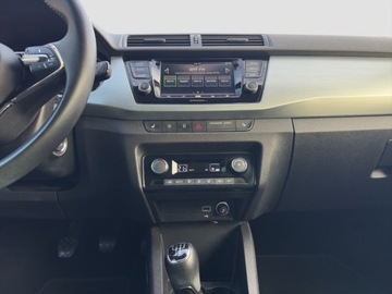 Skoda Fabia III Kombi Facelifting 1.0 TSI 95KM 2021 Skoda Fabia Skoda Fabia 1.0 TSI Ambition PLUS Benzyna 95KM, zdjęcie 14