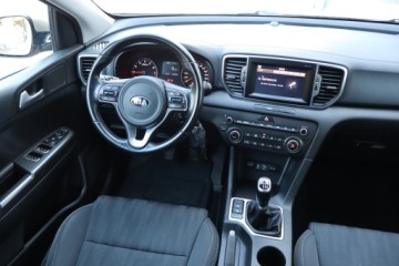 Kia Sportage IV SUV Facelifting 1.6 GDI 132KM 2018 Kia Sportage 1.6 GDI, Salon Polska, Serwis ASO, zdjęcie 6