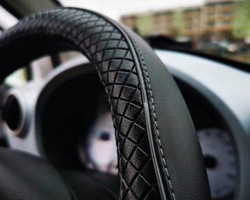 Audi VW Opel Ford Citroen Skoda BMW Premium черный чехол на руль