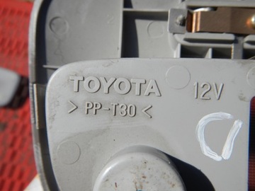 LAMPA OSVĚTLENÍ INTERIÉR TOYOTA YARIS VERSO