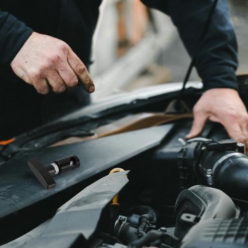 Подъемный зажим для капота автомобиля. Зажим для амортизаторов автомобиля.